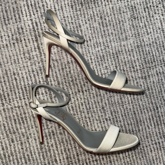 New Christian Louboutin Loubigirl 85 Satin Heels Sandals Cream White Bridal 38 - Picture 7 of 16